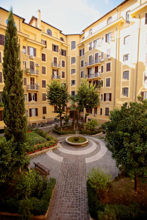 Residenza Mazzini Bed and Breakfast Rom Exteriör bild